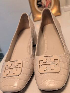 Tory Burch Beige Cream Georgia soft Croc Embossed Sz 10 1/2